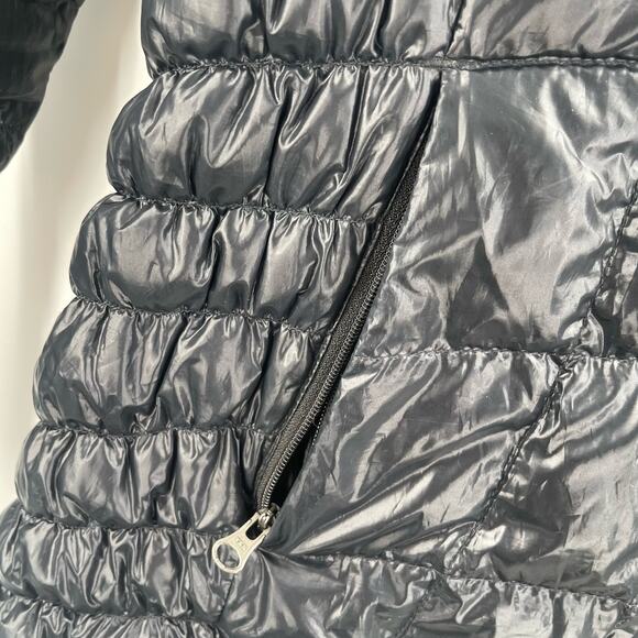 OBERMEYER Down Jacket Womens Size Small Coat Puffy Puffer Black Winter Light - Picture 15 of 16